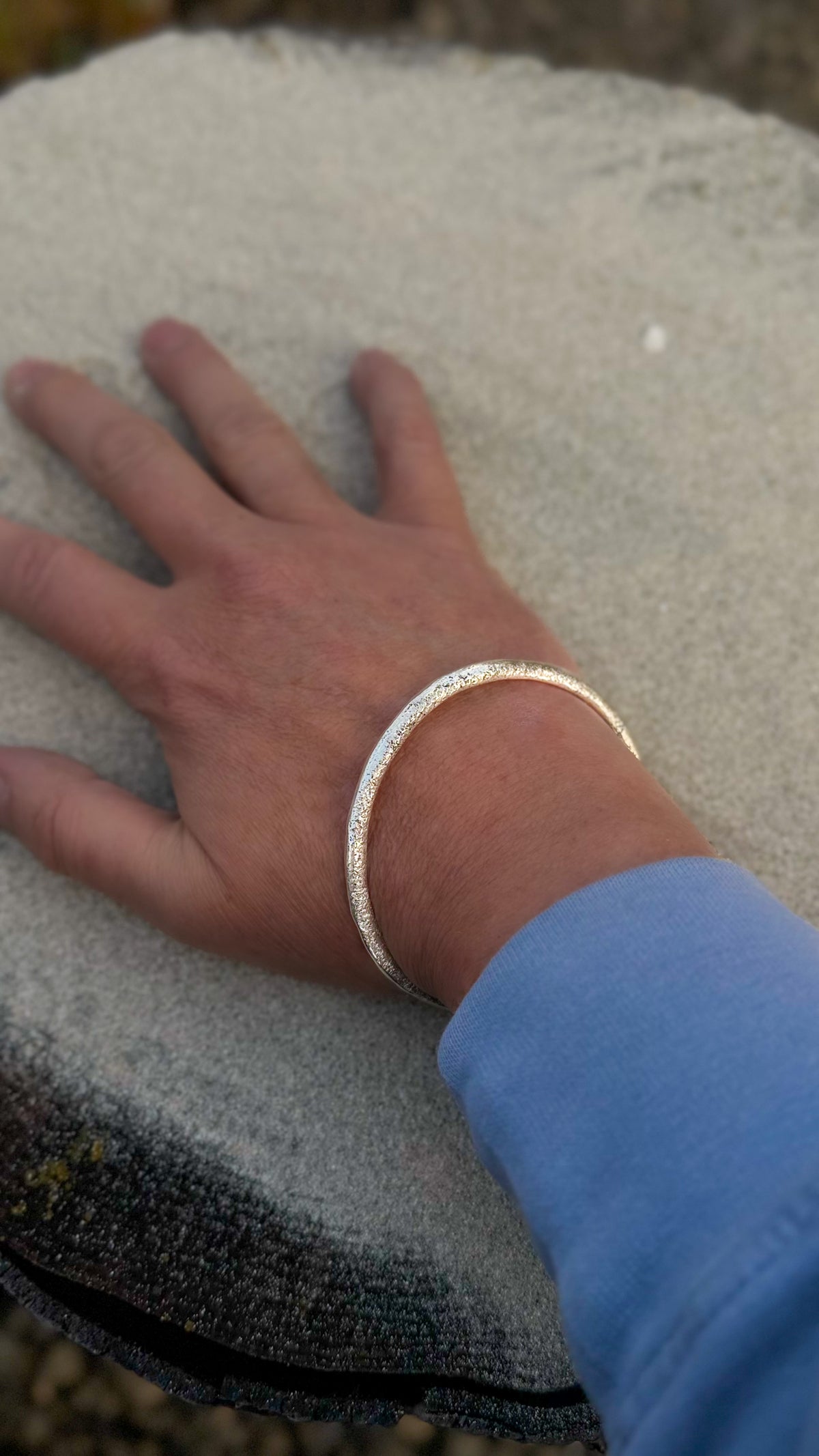SandSpor – Open silver bangle | Lofoten Jewelry