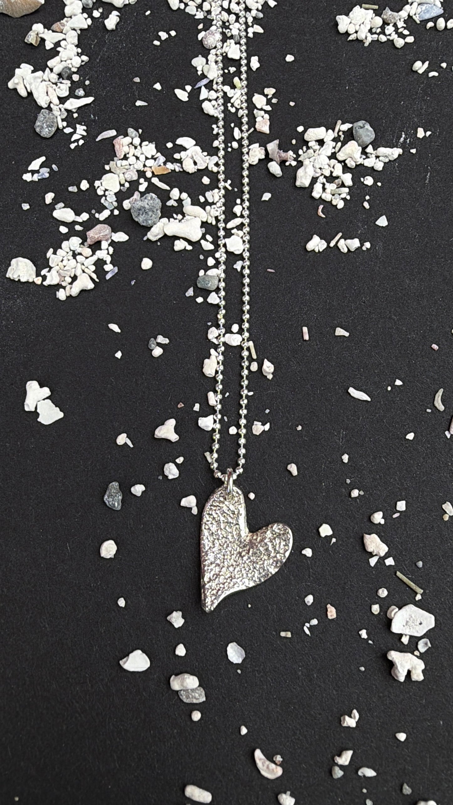 Sandtrace Heart Necklace in silver | Lofoten Jewelry
