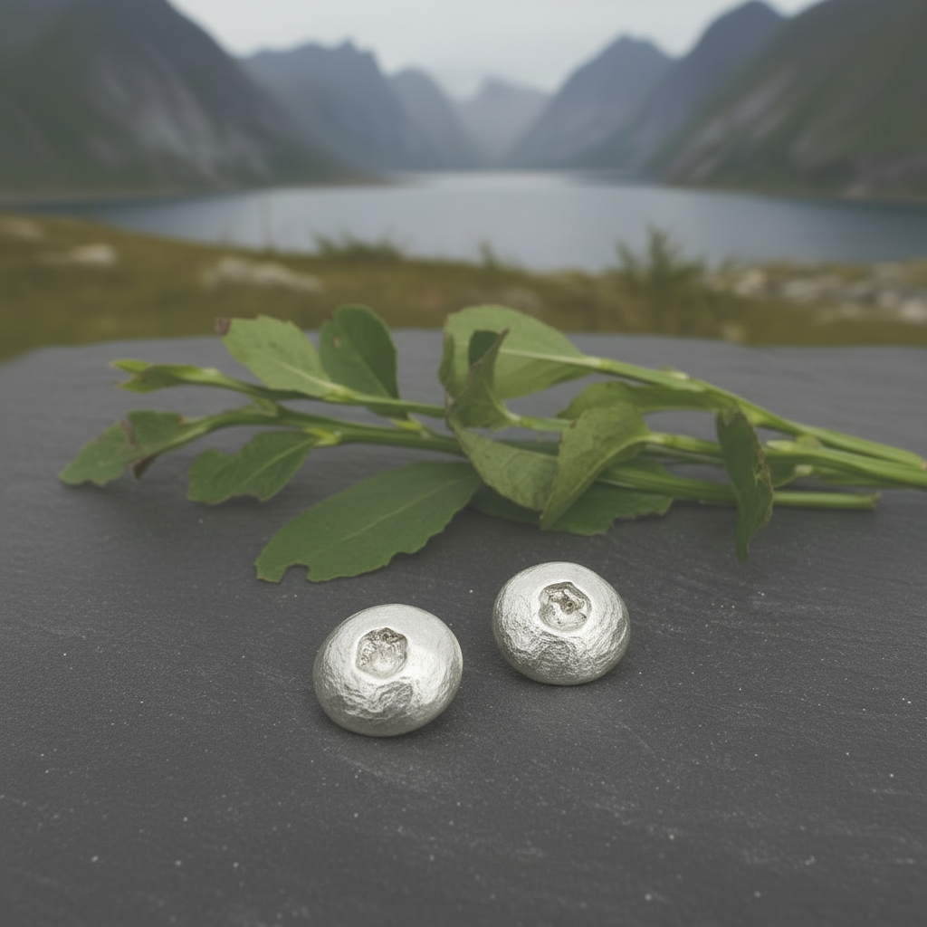 Lofoten Jewelry Silberohrringe "Blaubeeren"