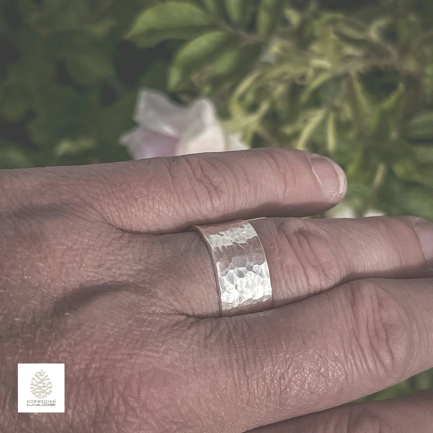 Lofoten Jewelry Sølv Klemmring i Hammerteknikk -justerbar